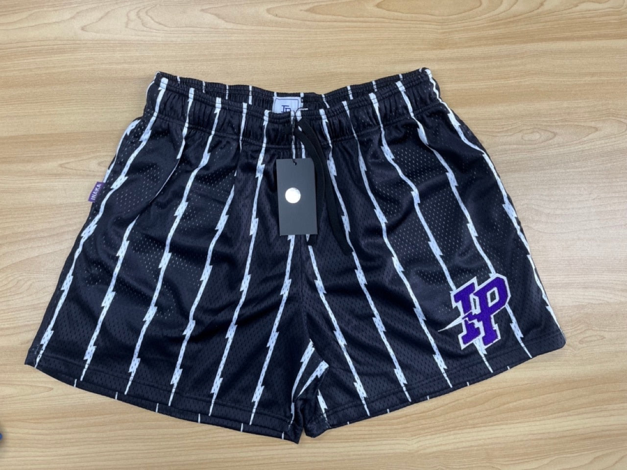 Inaka Power popular Lakers shorts